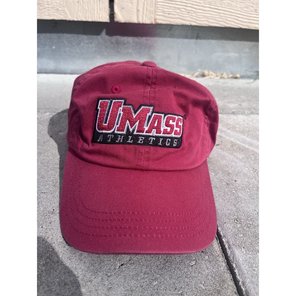UMASS Dining Hat